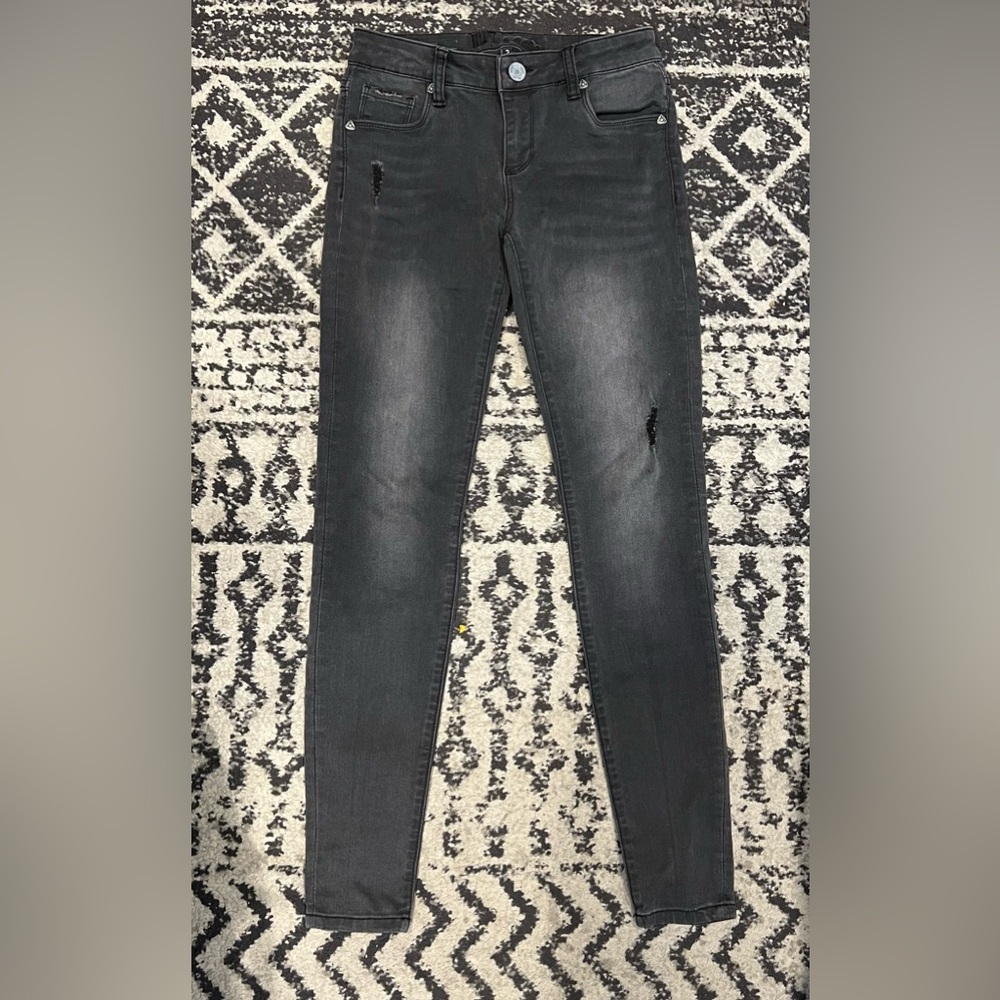 Skinny high waisted black jeans